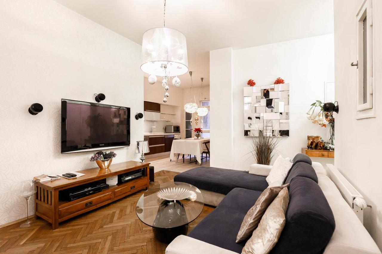 Luxury Apartment Dlouha ปราก ภายนอก รูปภาพ